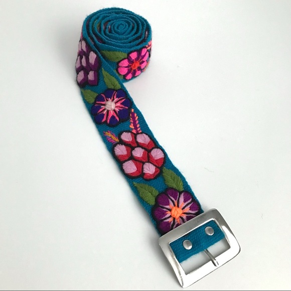 Handmade Wool Embroidered Belt - Picture 5 of 9